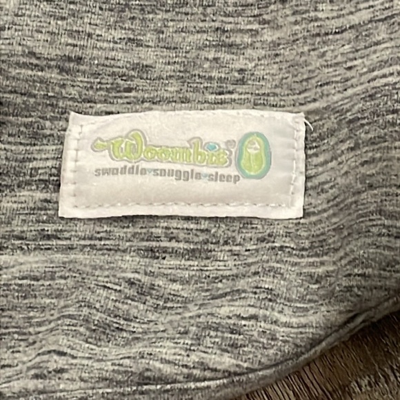 Woombie Gray Swaddle - Picture 6 of 9